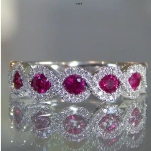 New Beautiful sterling silver ring